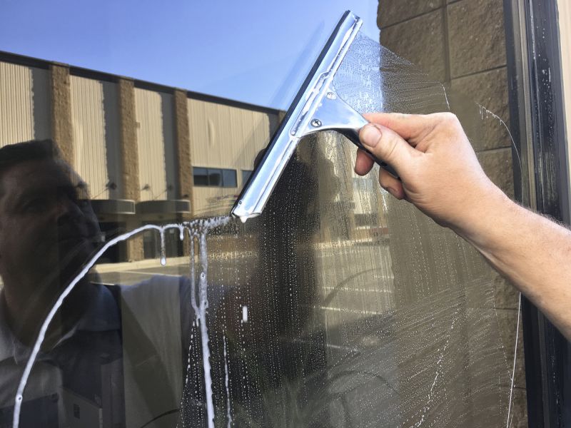 Shopping Mall Window Cleaning in Newark, DE